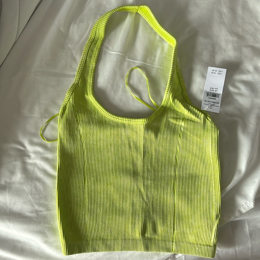 XS/S American eagle crop yellow-green